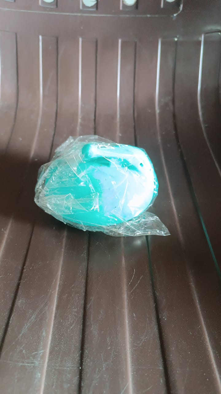 Duck Shape Hair scalp massager / Comb (1 Pc), Hair accessories