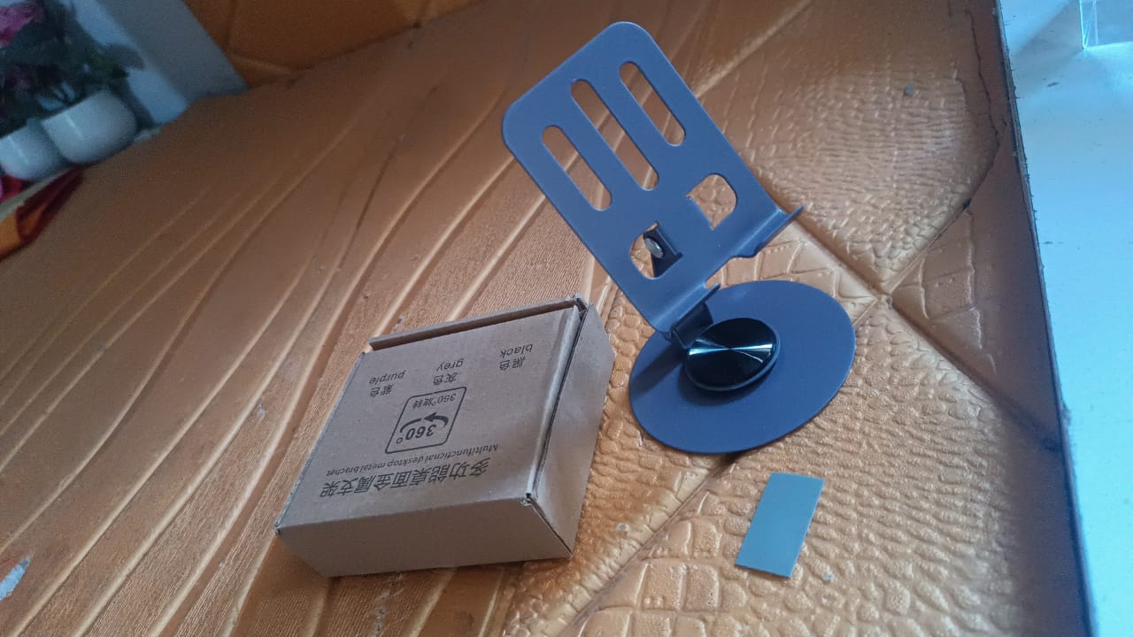 Foldable Metal Mobile Stand (1 Pc)