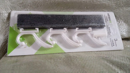 Wall Mounted Coat Hanger Rack – 6 Hooks for Clothes, Jackets & Hats