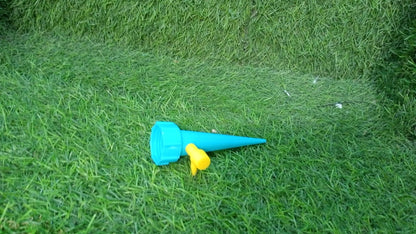 Plant Watering Spikes Sprinkler self Watering Spikes Water dripper for Plants, Adjustable Plant Watering Devices with Slow Release Control Valve Switch