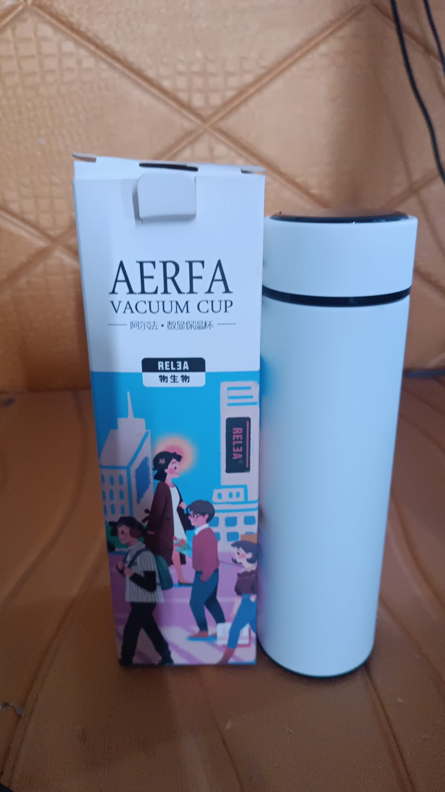 Stainless Steel Vacuum Flask with Digital Temperature Display